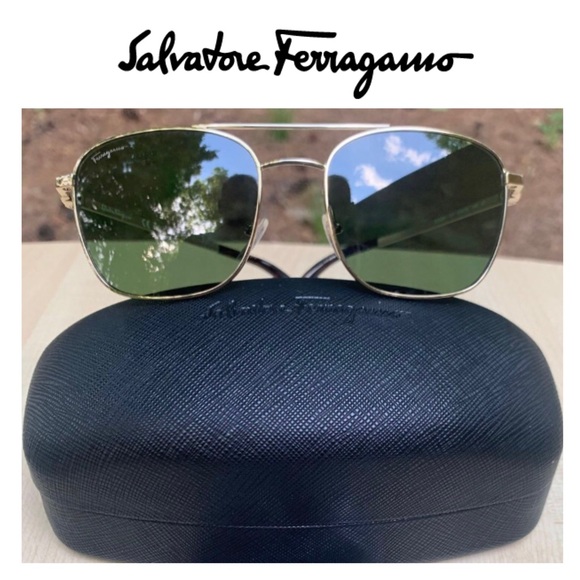 Sold out💫 FERRAGAMO Men’s Sunglasses Rectangular Aviators Gold w/ Green lenses - Picture 2 of 9